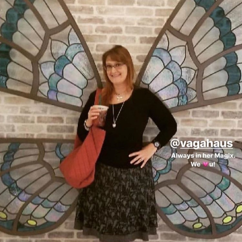 Meet your Posher, Lisa